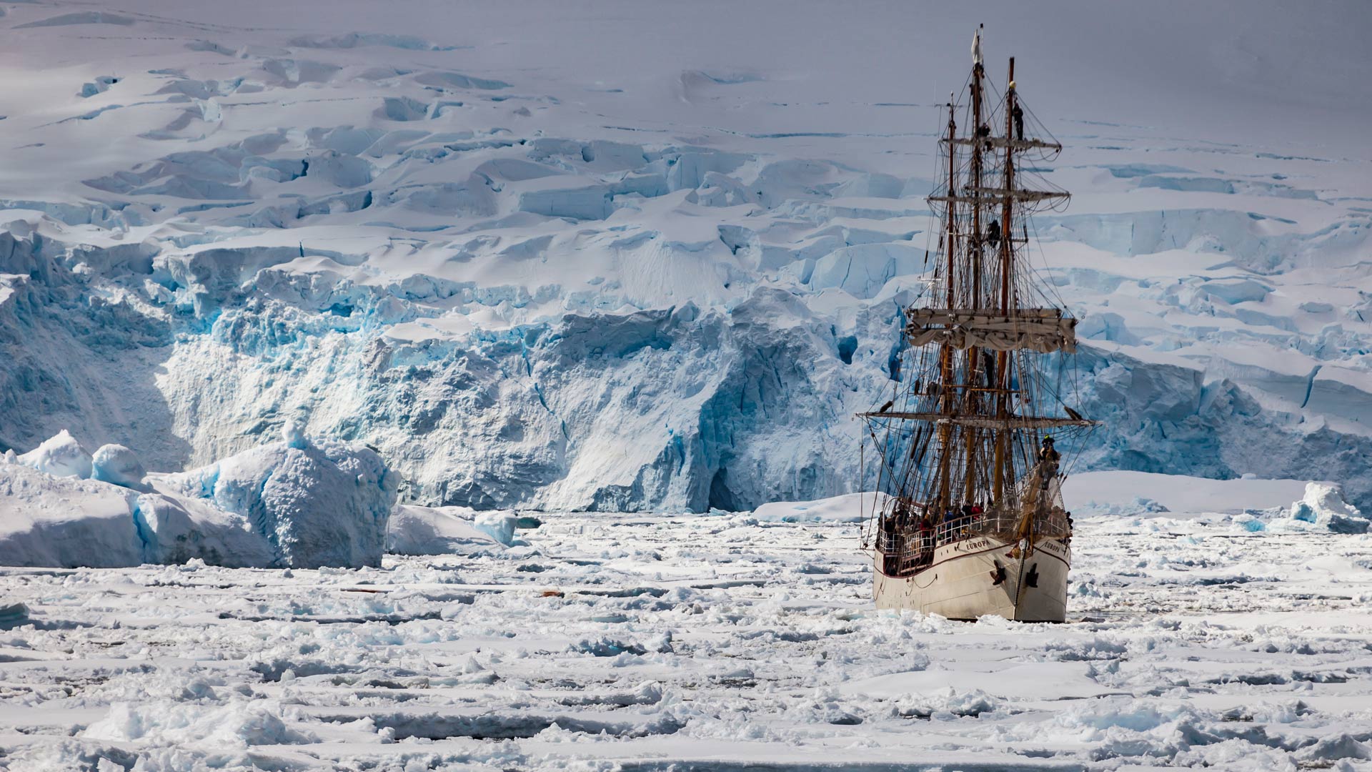 The Europa sails the Penola Strait, Antarctic Peninsula, Antarctica